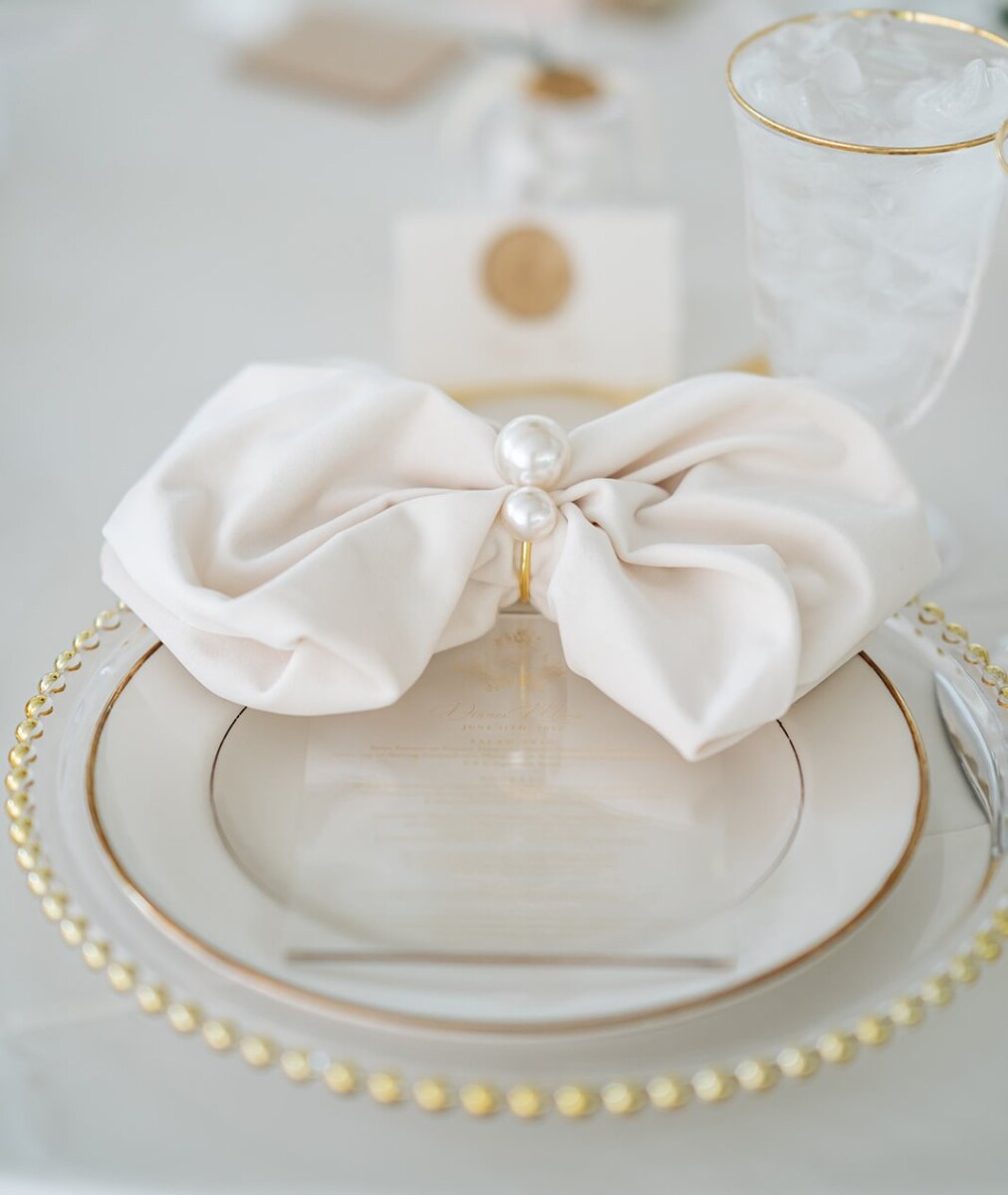 Gallery image for Traditional – Ivory with Gold Band