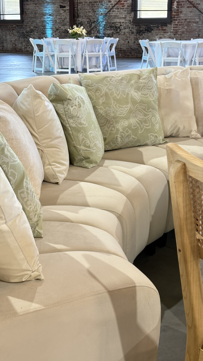 Gallery image for Endless Banquette