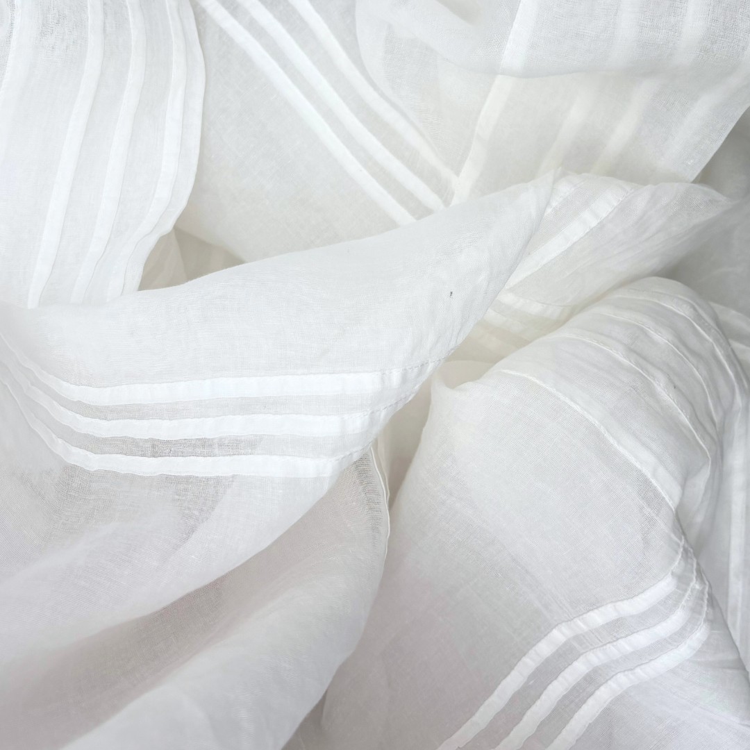 Gallery image for White Pleat